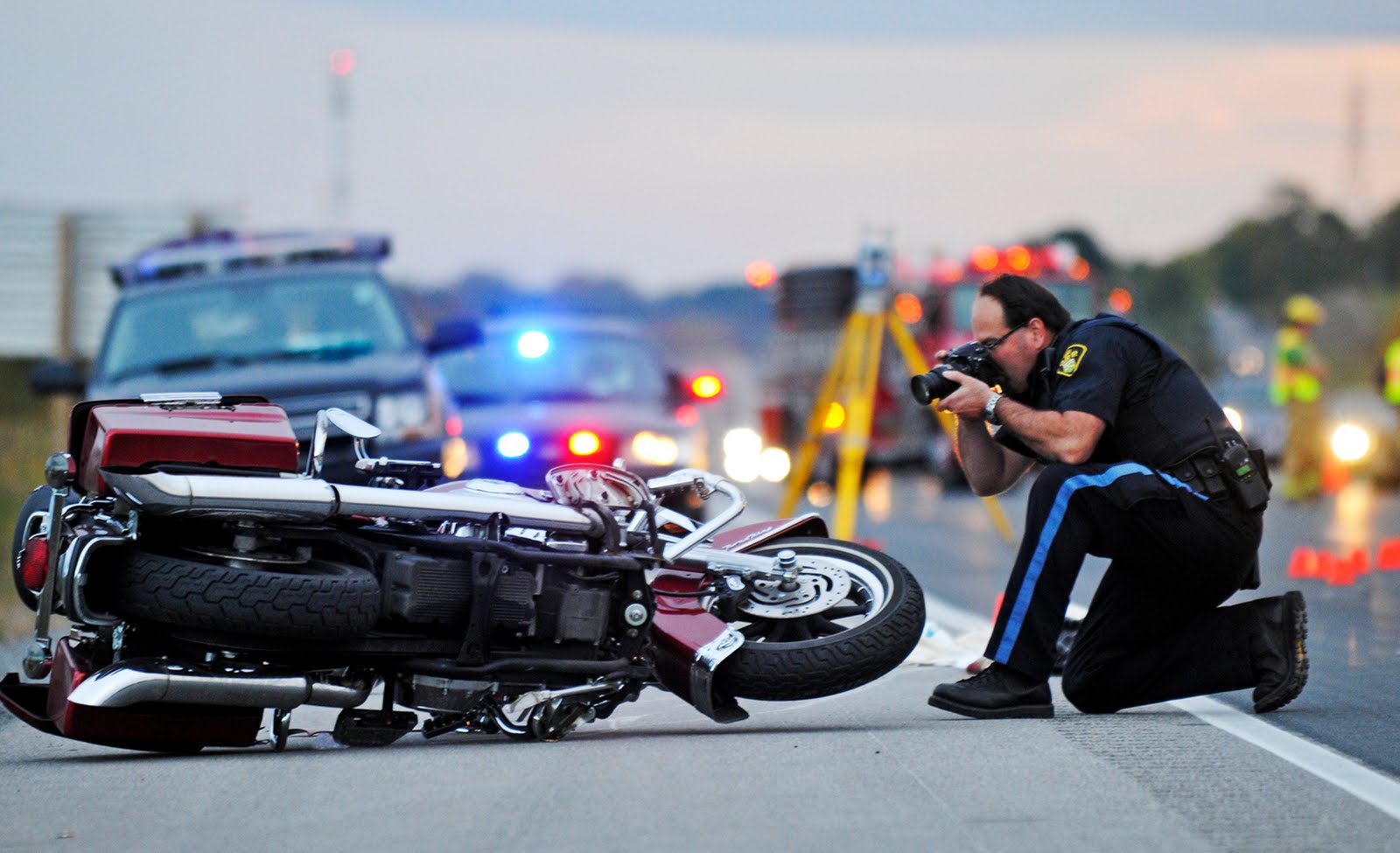Motorcycle accident crash1 |